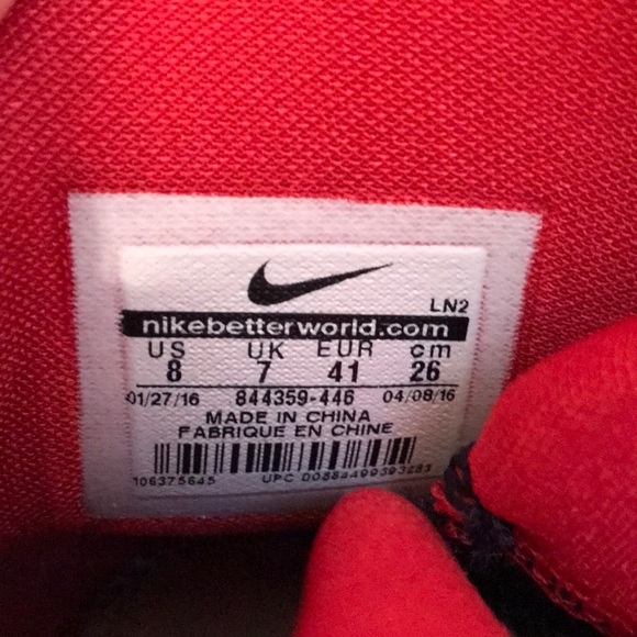 Men’s Nike Hyperdunks - Picture 3 of 3